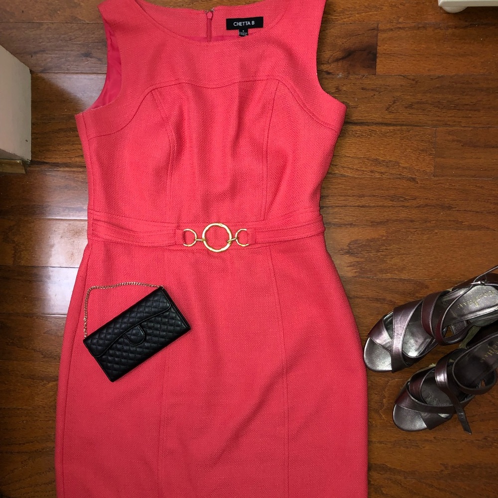 Beautiful coral dress!